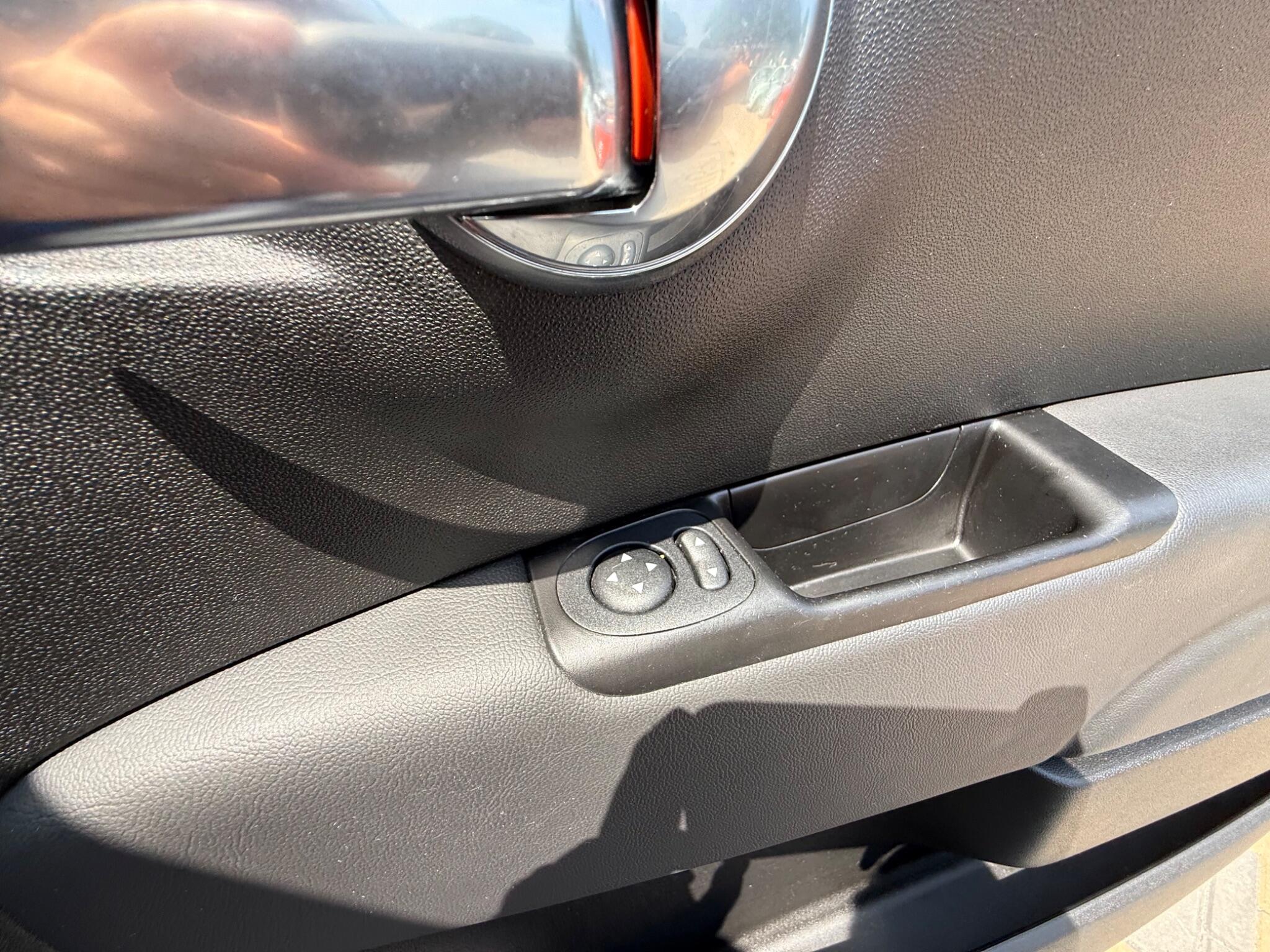 Fiat 500 view 34