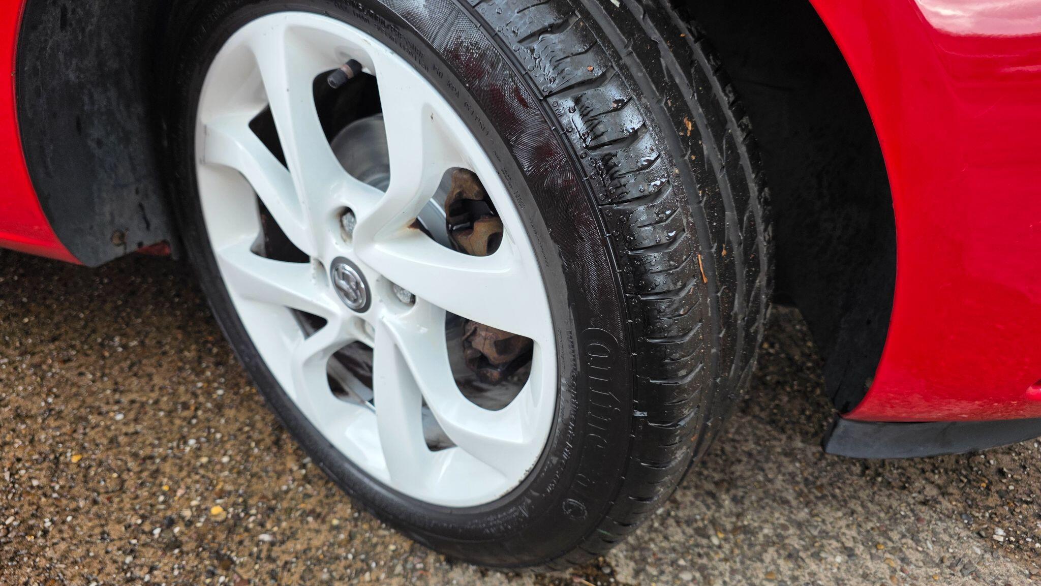 Vauxhall Corsa view 38