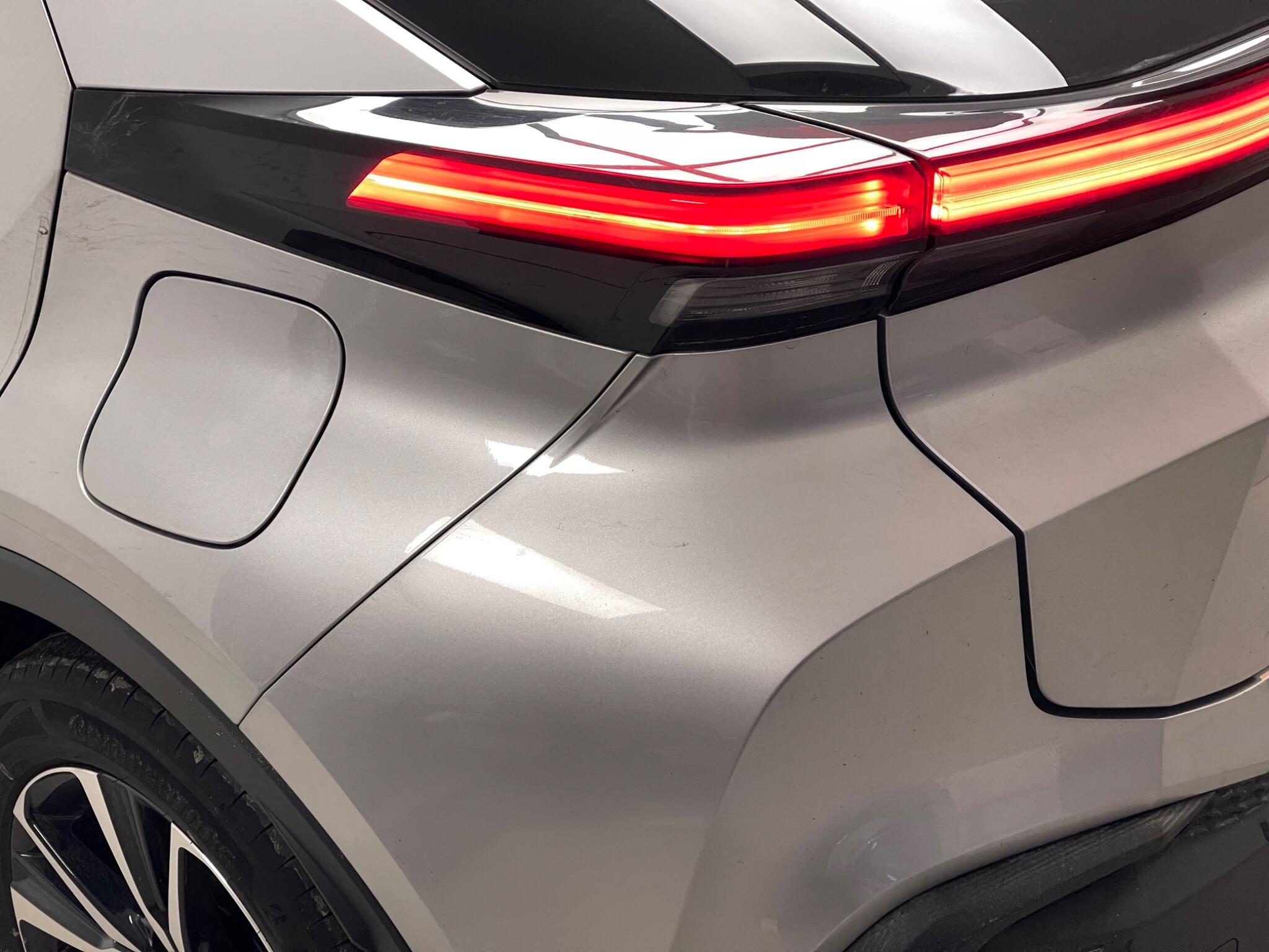 Toyota C-HR view 38