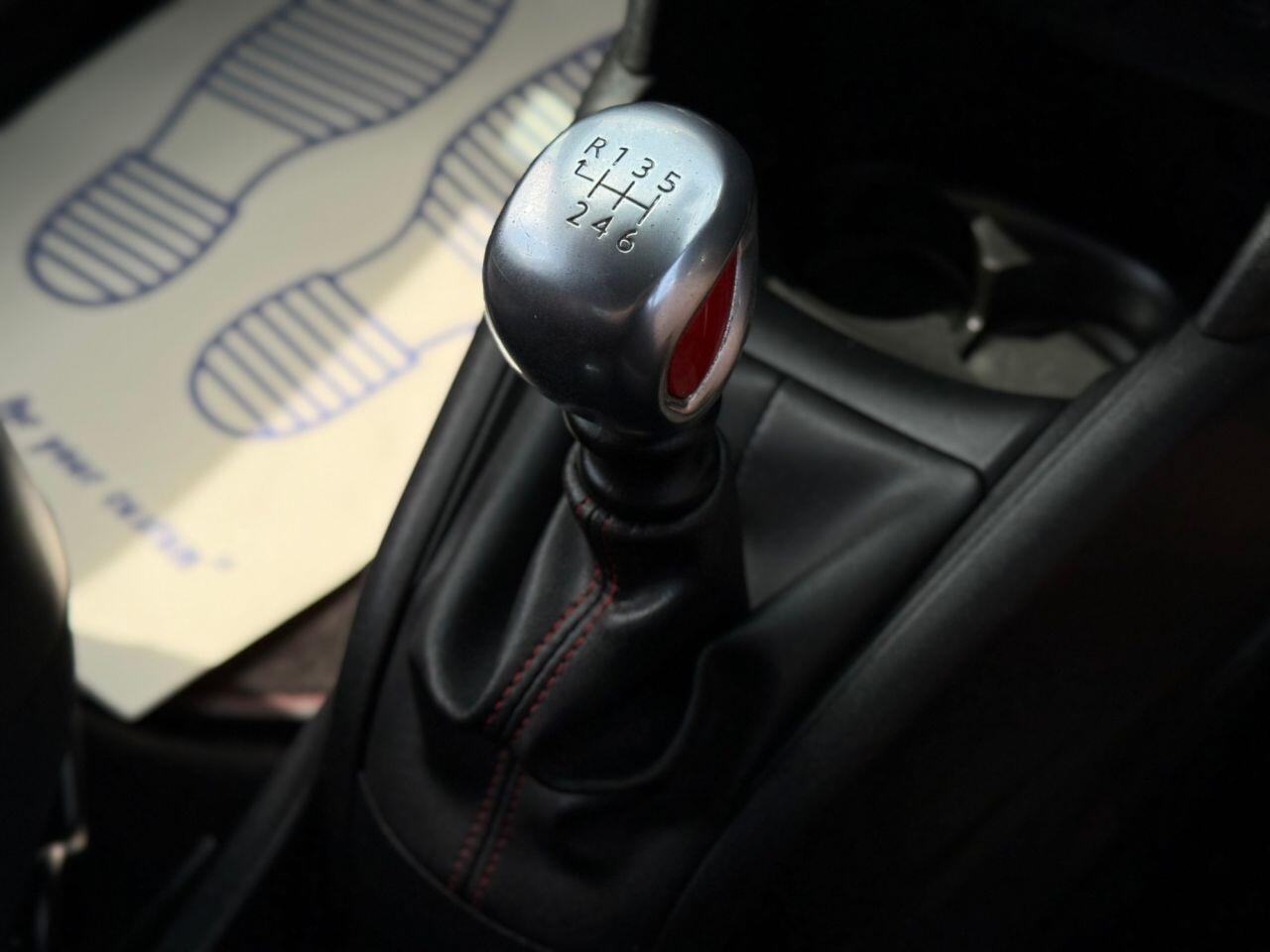 Peugeot 208 view 24