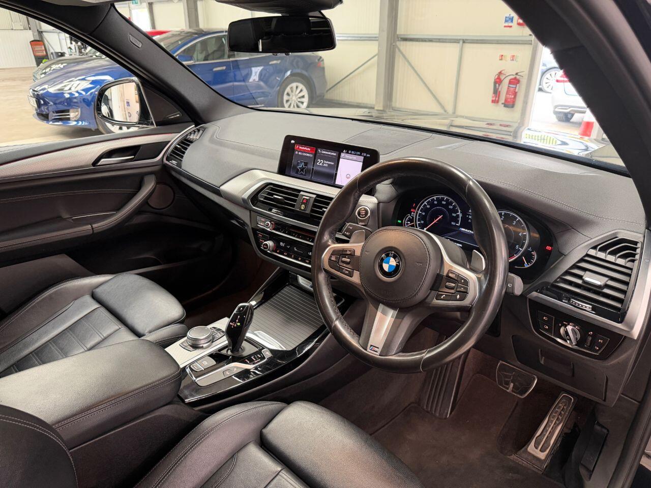 BMW X3 view 3