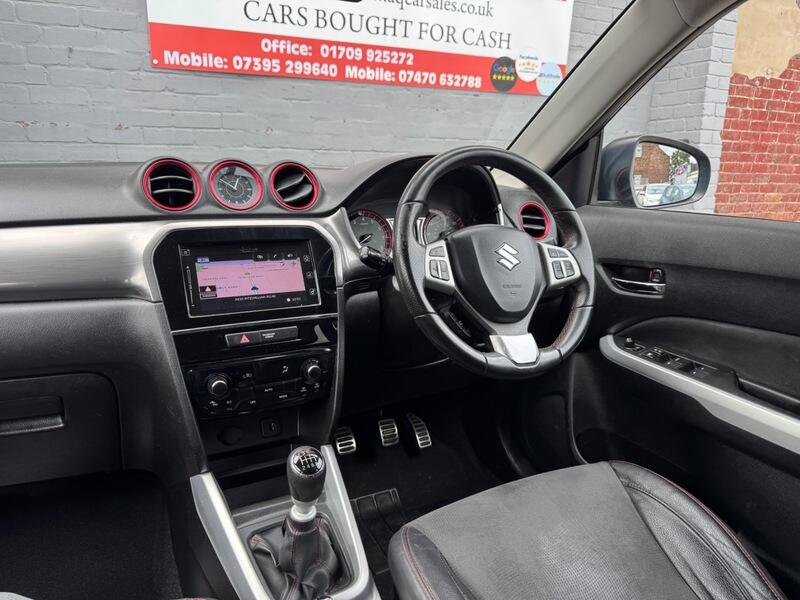 Suzuki Vitara view 9