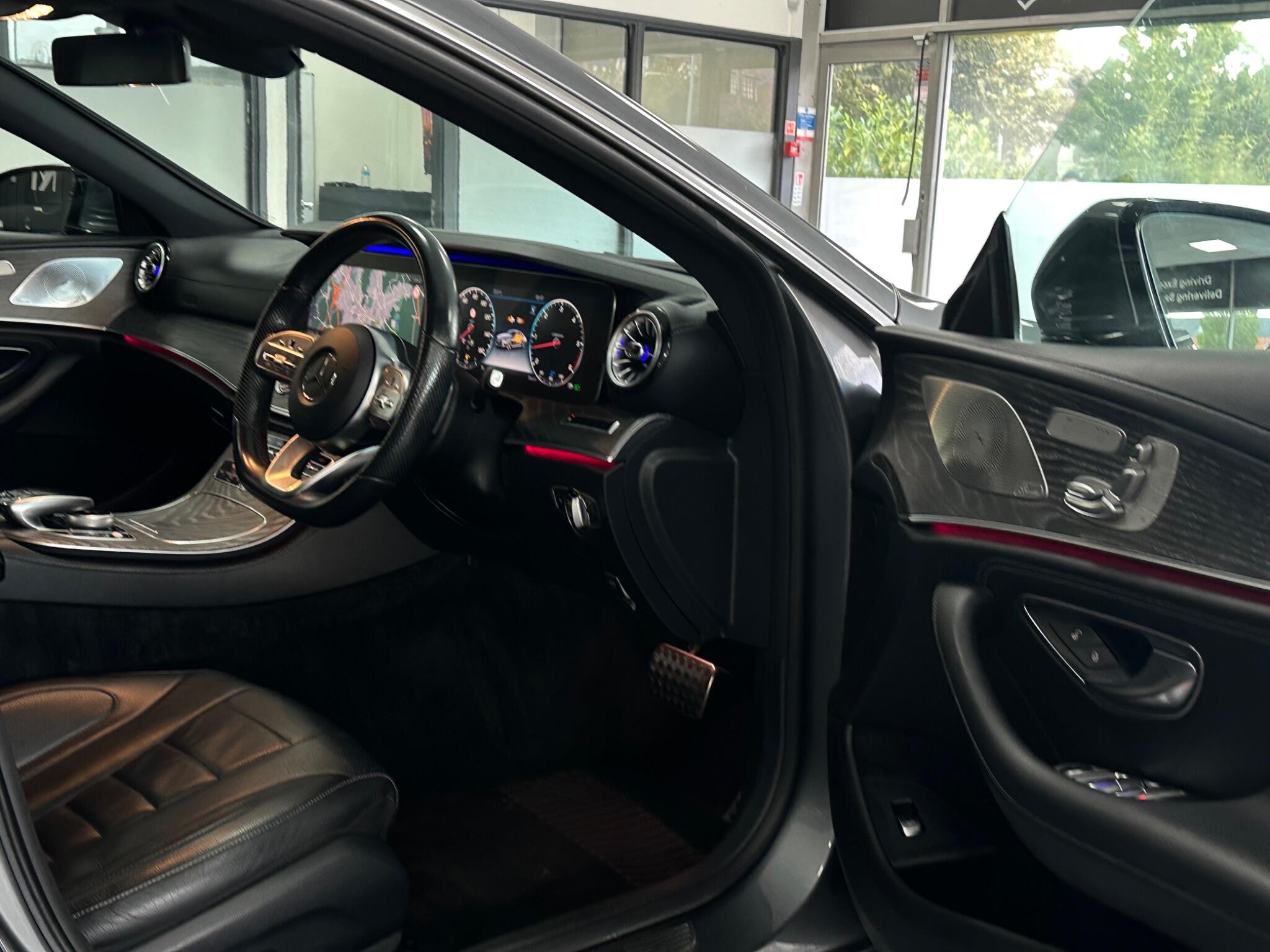 Mercedes-Benz CLS view 21