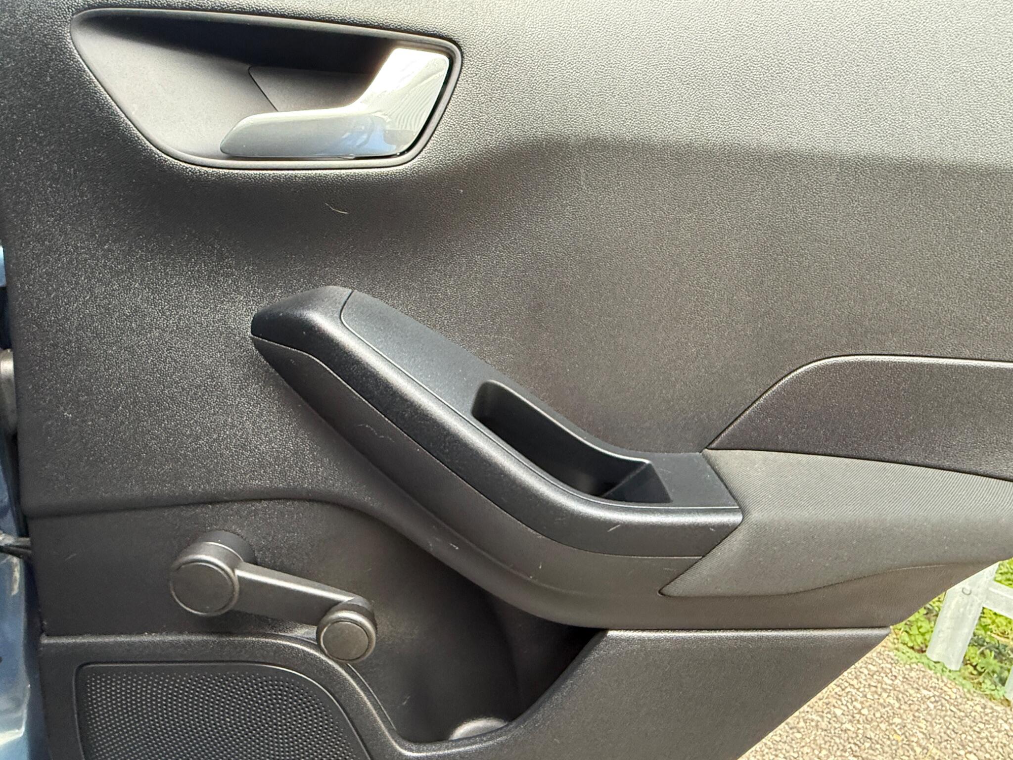 2019 Ford Fiesta image 48