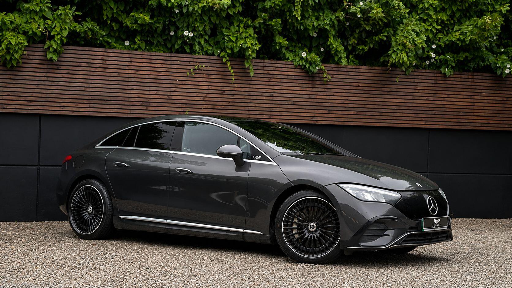 Mercedes-Benz EQE view 4