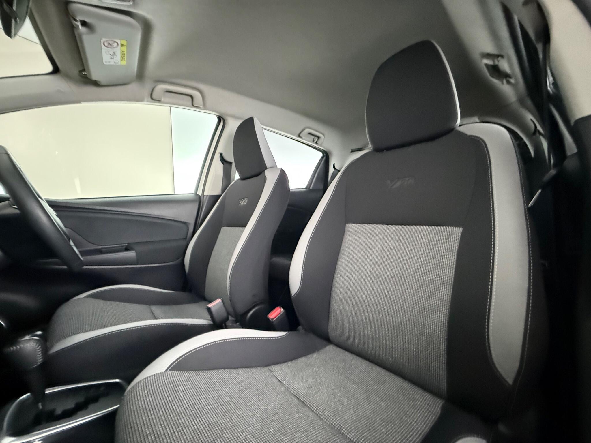 Toyota Yaris view 27