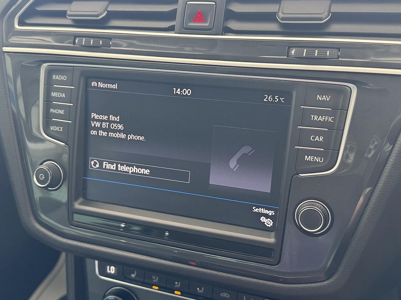 Volkswagen Tiguan view 20