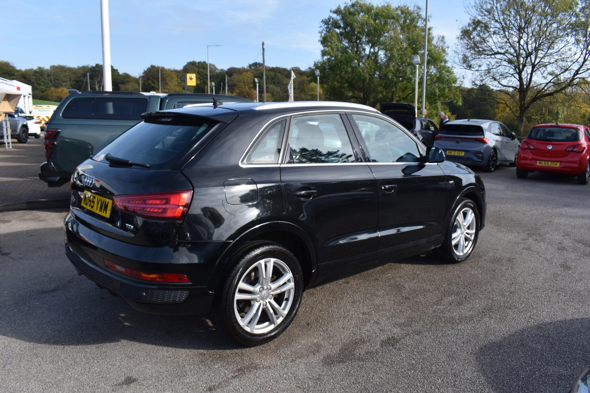 Q3 - 2.0 TDI S line Euro 6 (s/s) 5dr - Image 4