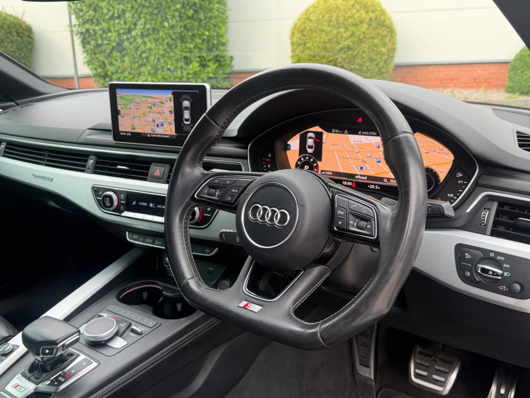Audi S5 view 64