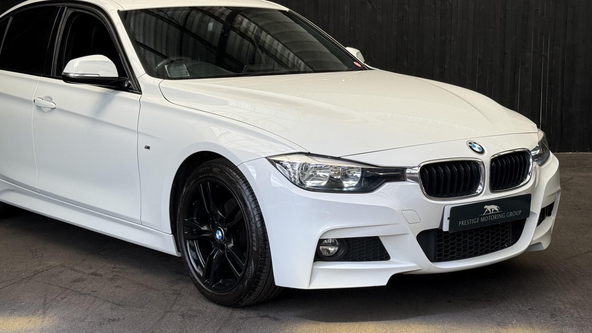 BMW 3 Series view 4