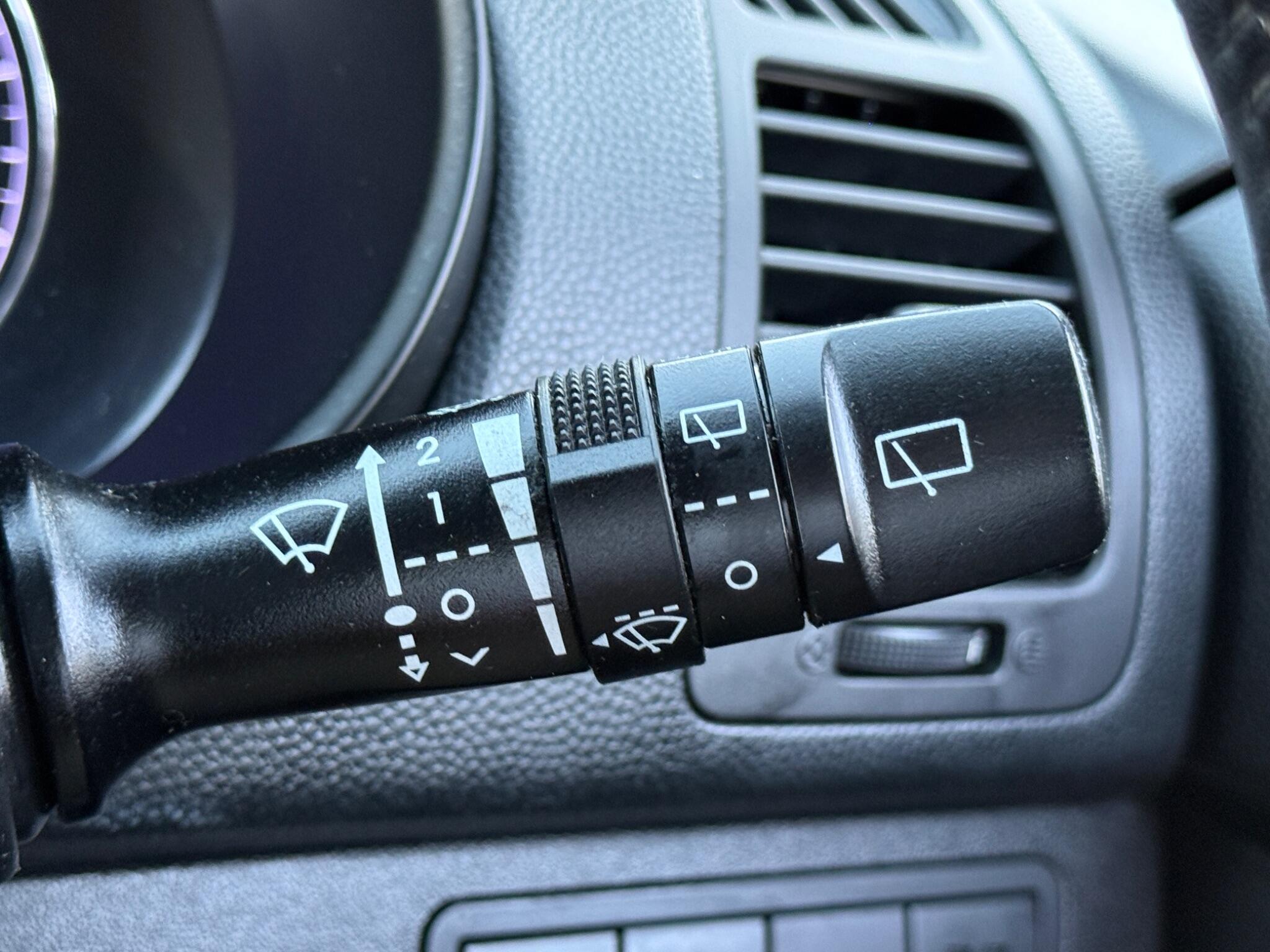 Hyundai ix20 - Image 62