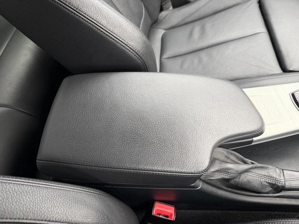 BMW 3 Series view 46