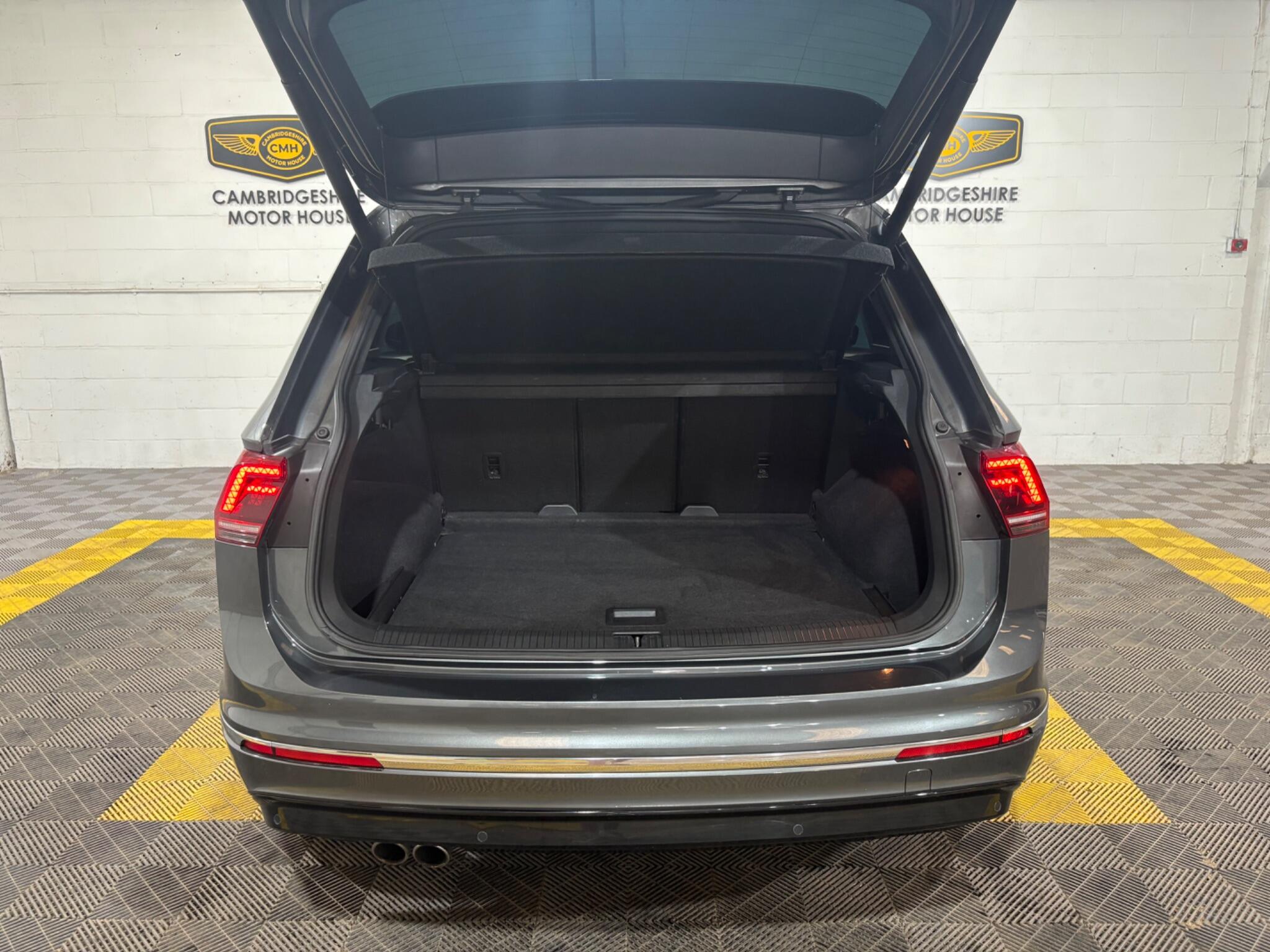 Volkswagen Tiguan view 57