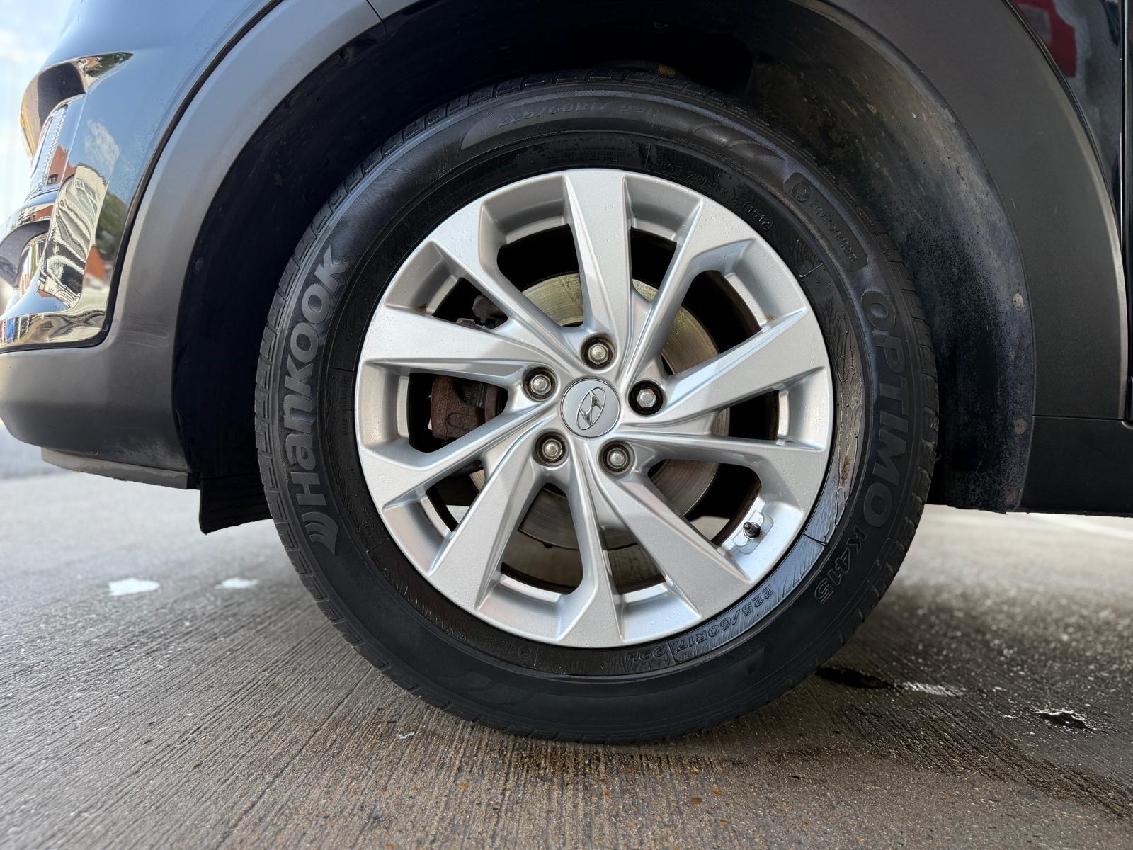 Hyundai Tucson view 38
