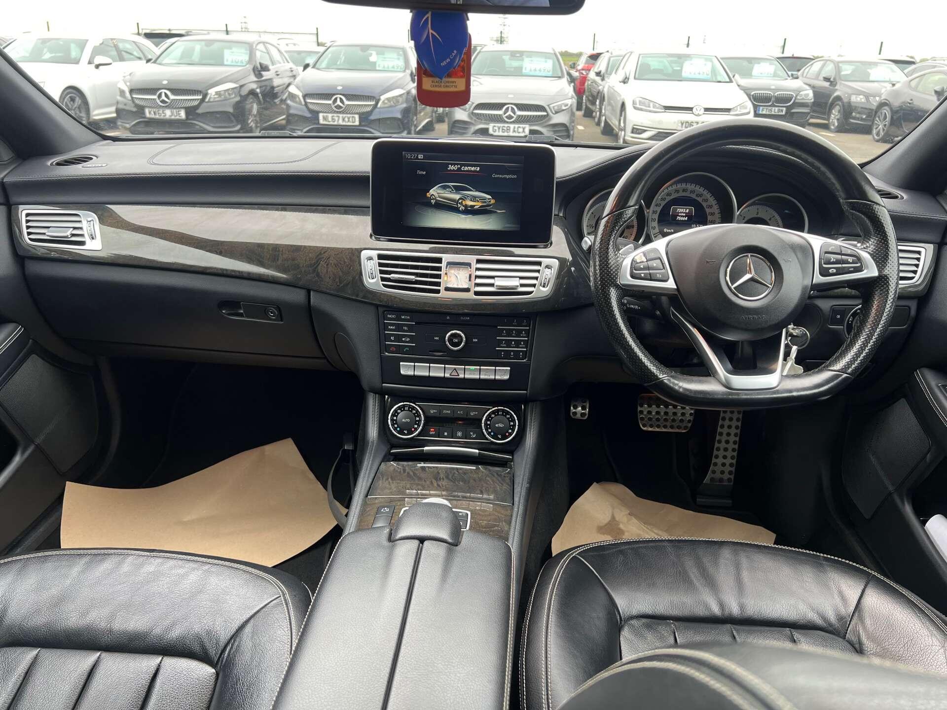 Mercedes-Benz CLS view 19