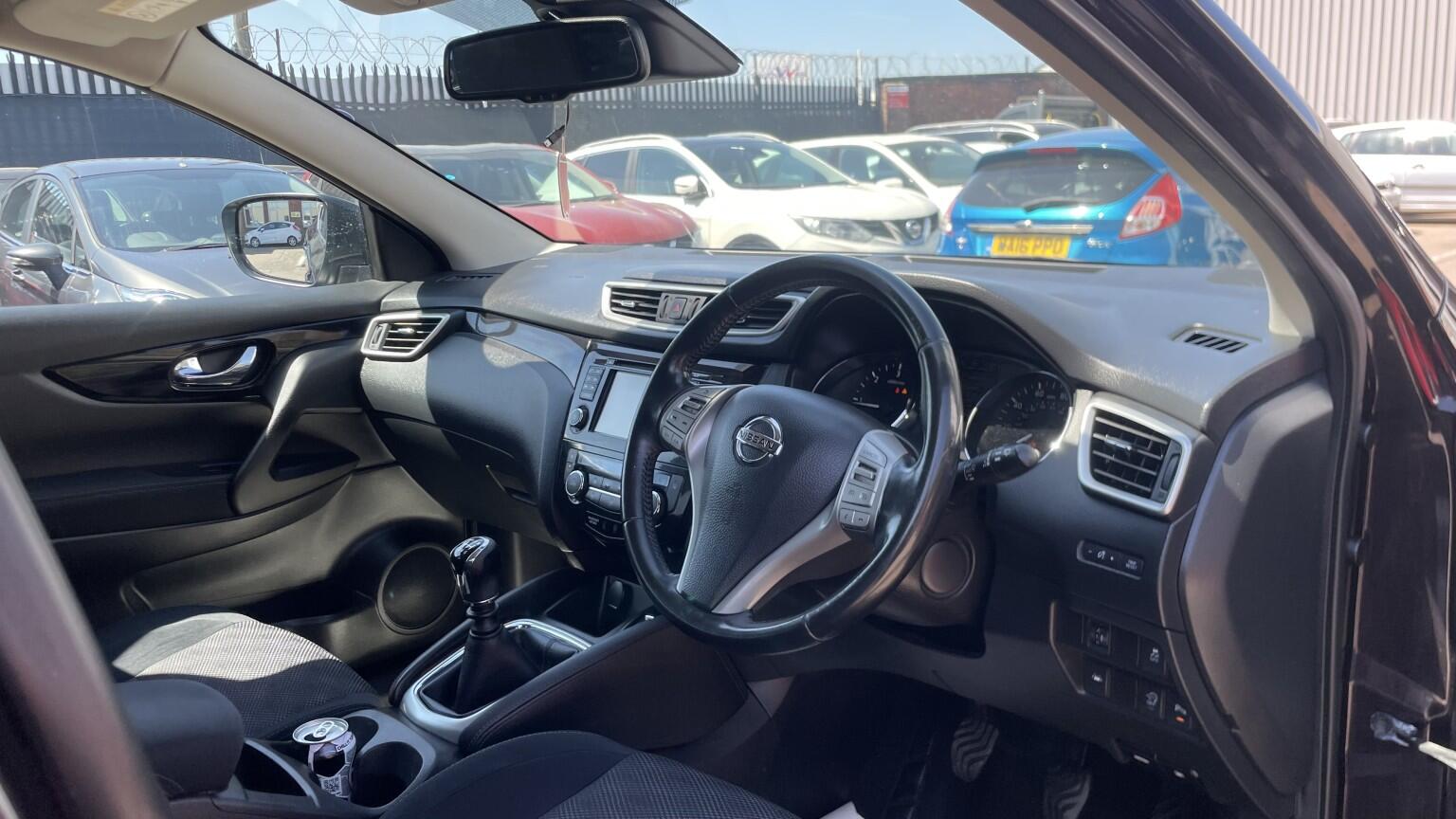 Nissan Qashqai view 28