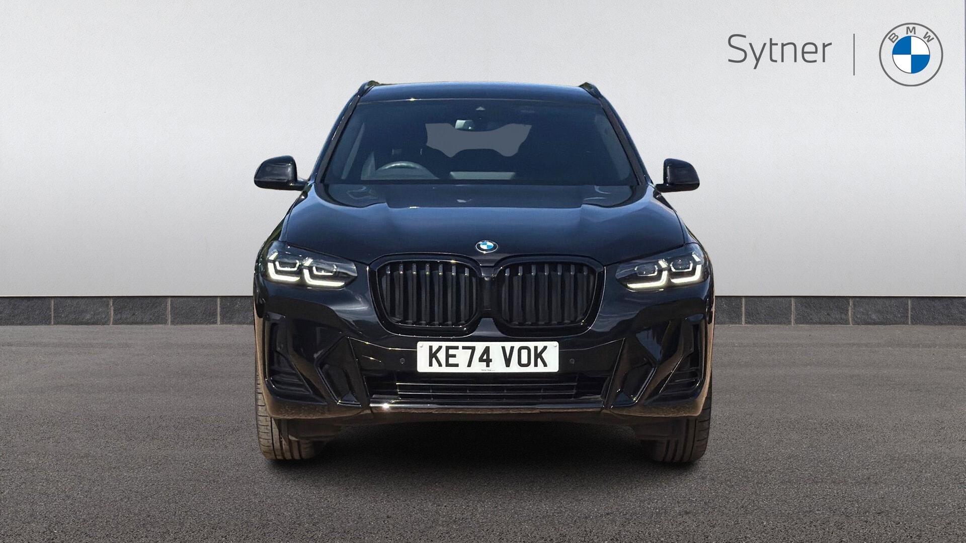 BMW X3 view 16