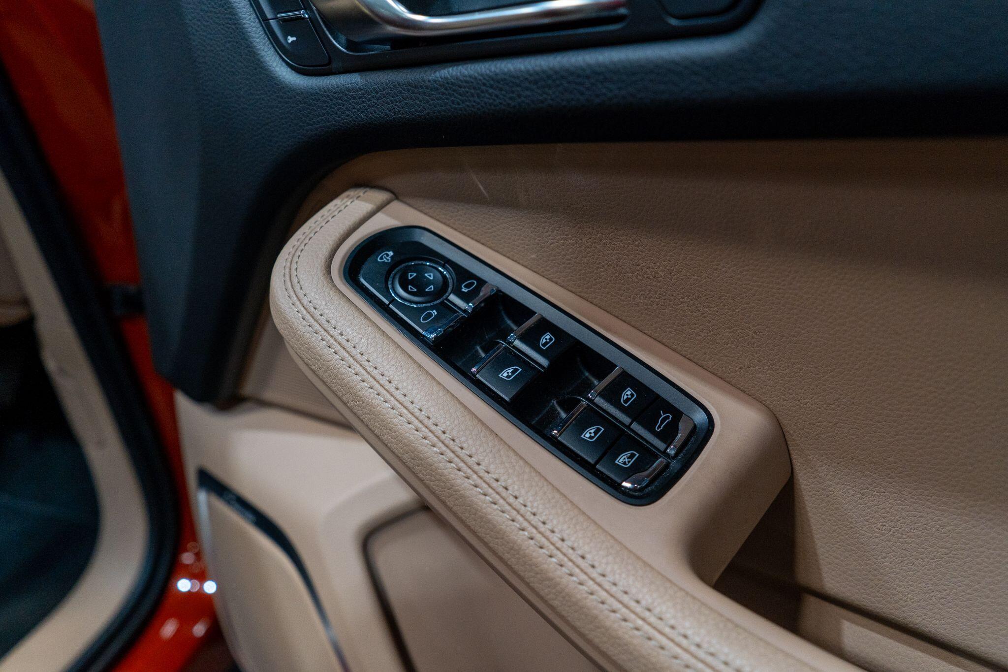 Porsche Macan view 29