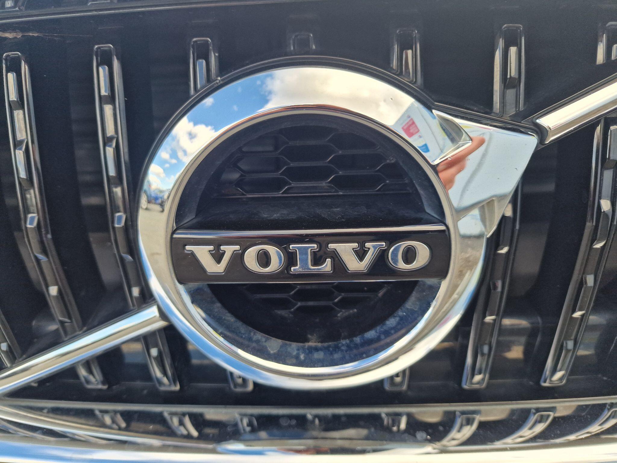 Volvo V40 Cross Country view 59