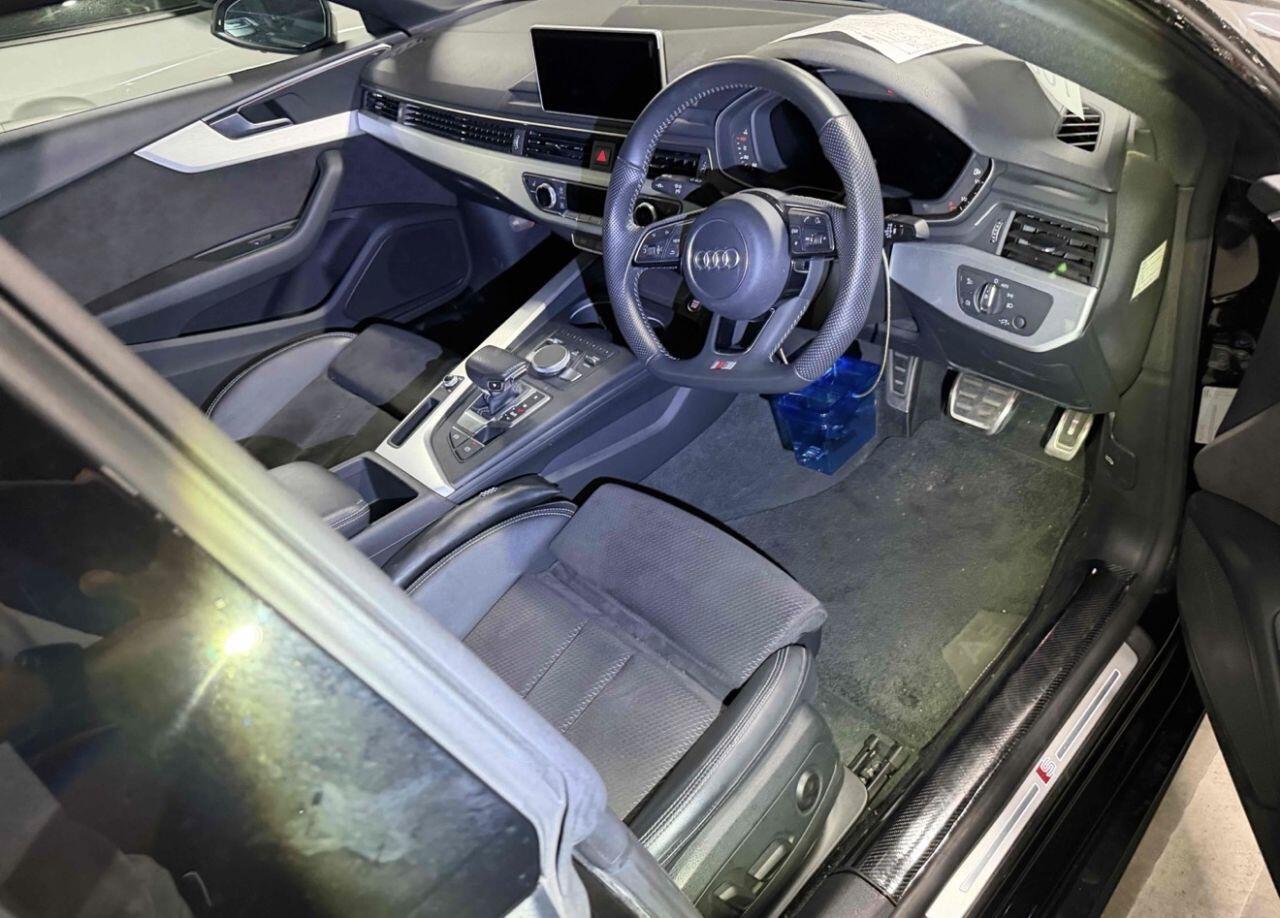 Audi A5 view 6