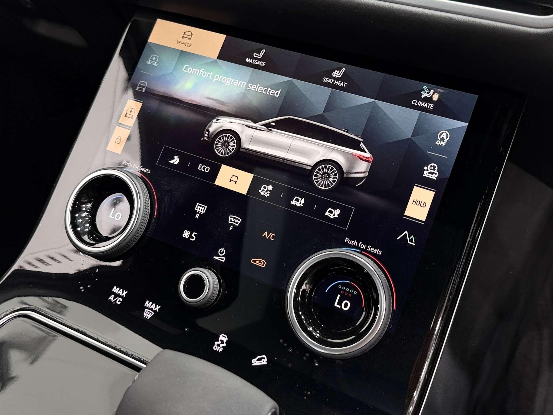 Land Rover Range Rover Velar view 43