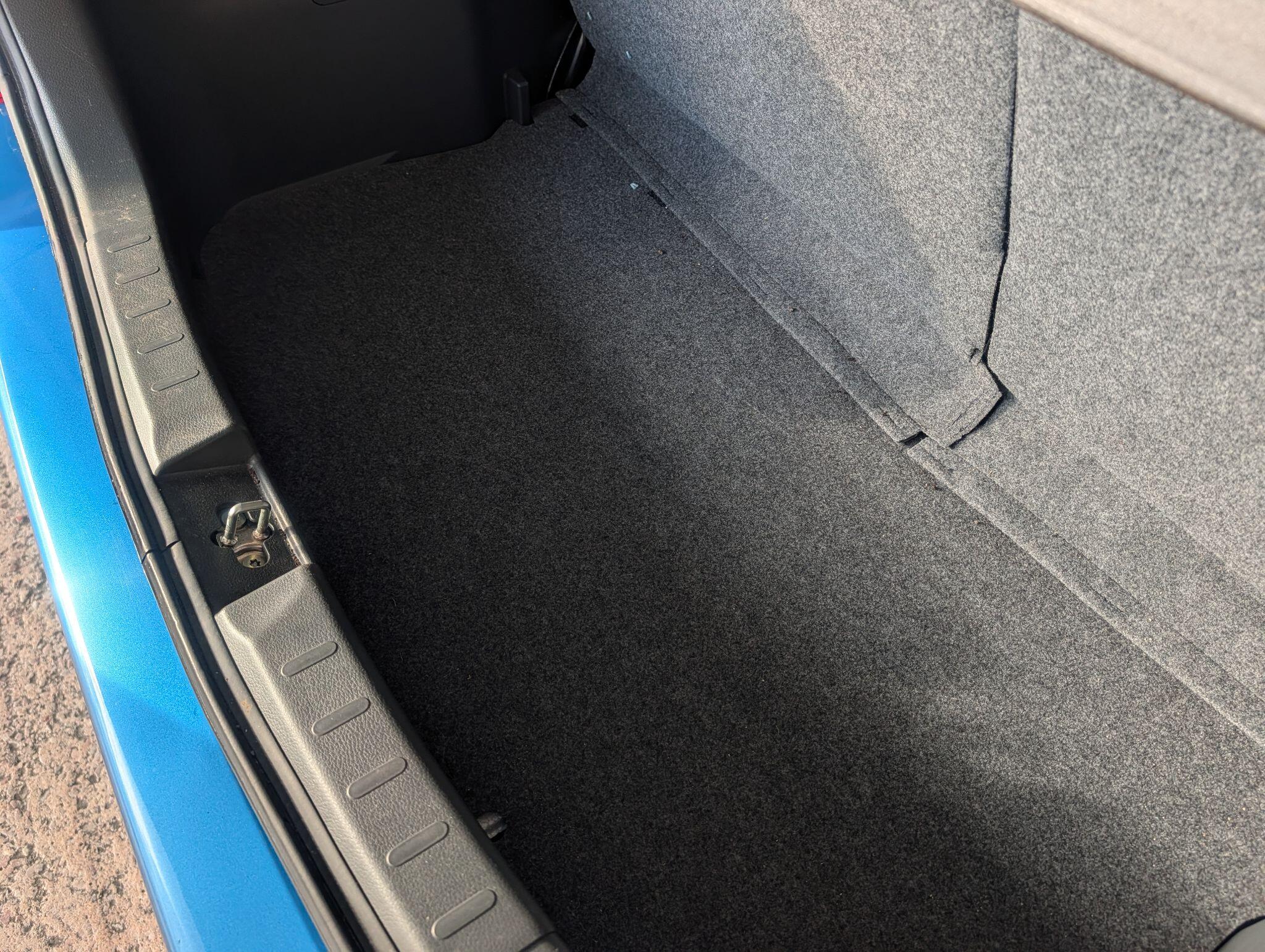 Suzuki Celerio view 20
