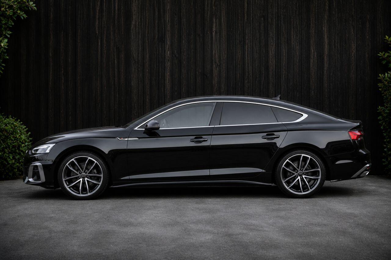 Audi A5 view 11