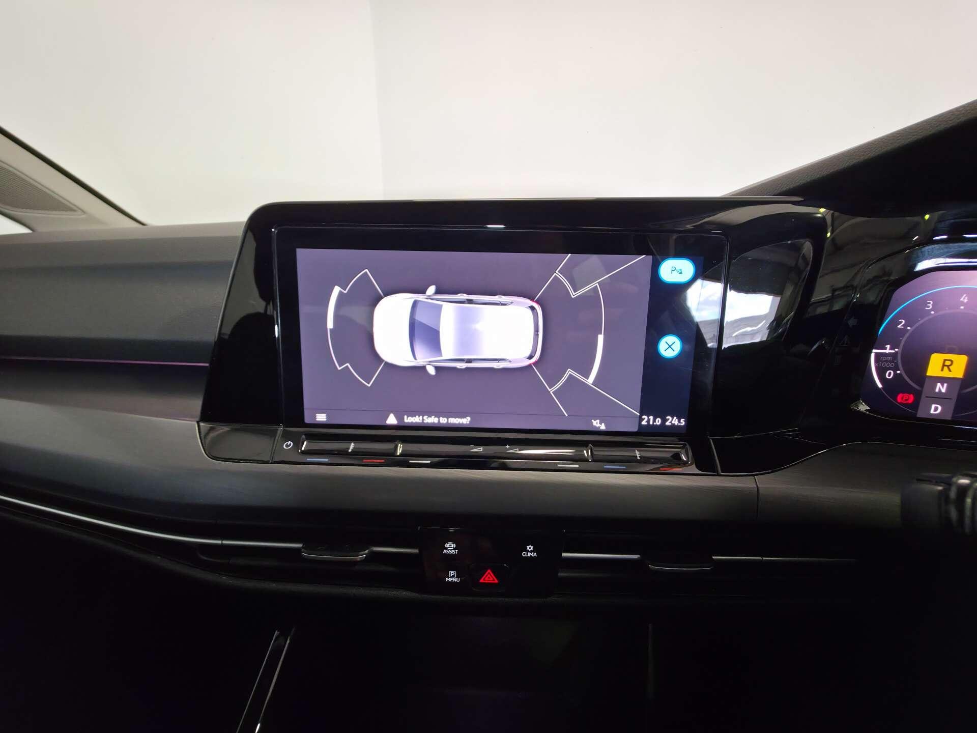 Volkswagen Golf view 38