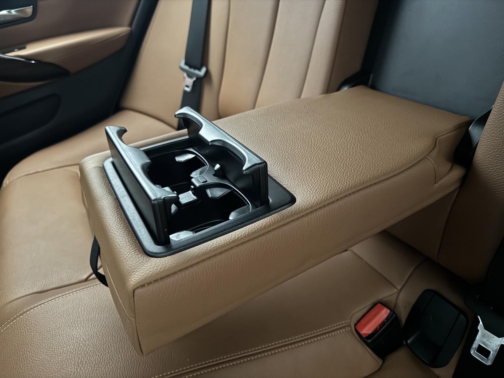 BMW 4 Series view 64