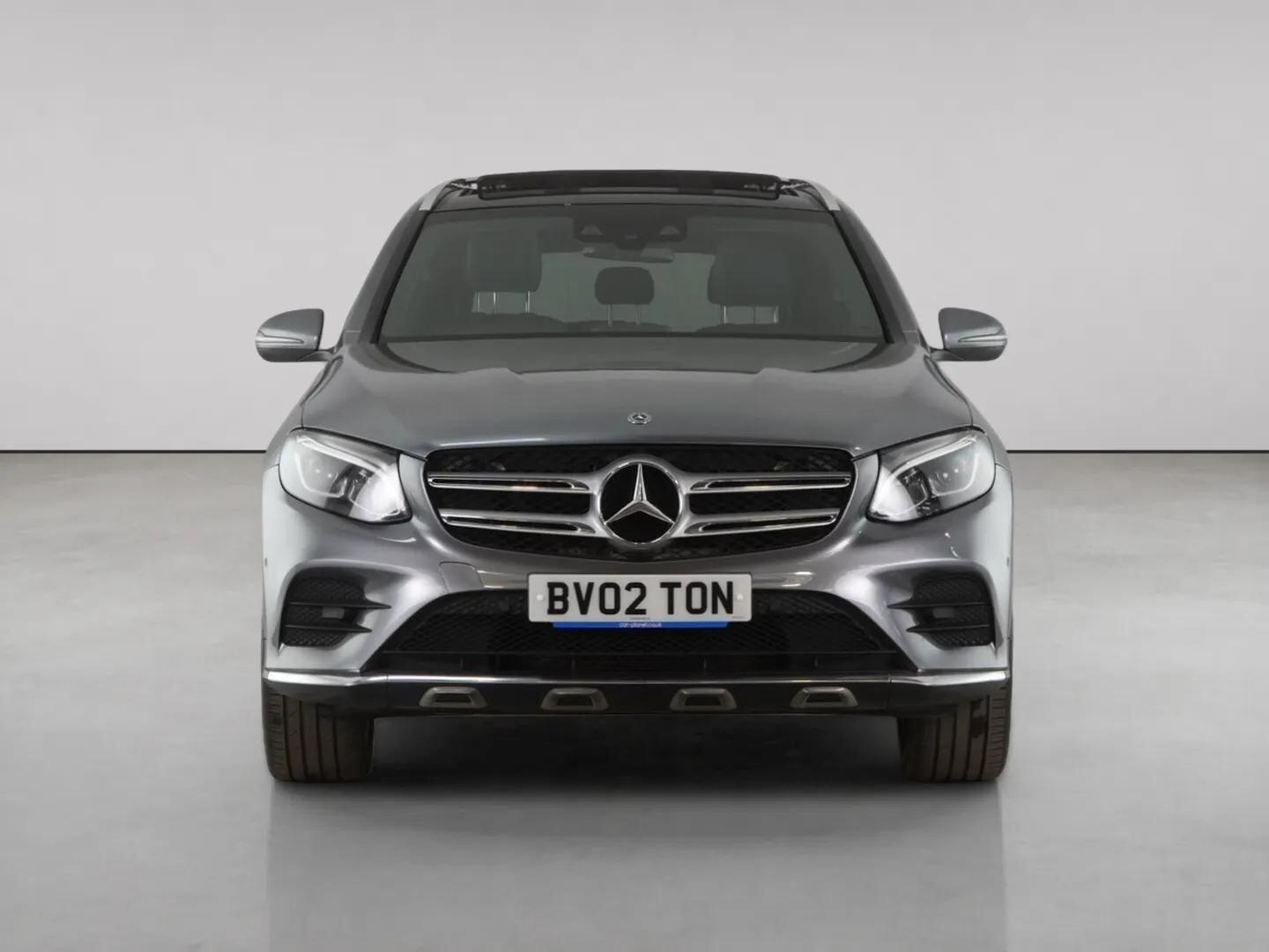 Mercedes-Benz GLC view 5