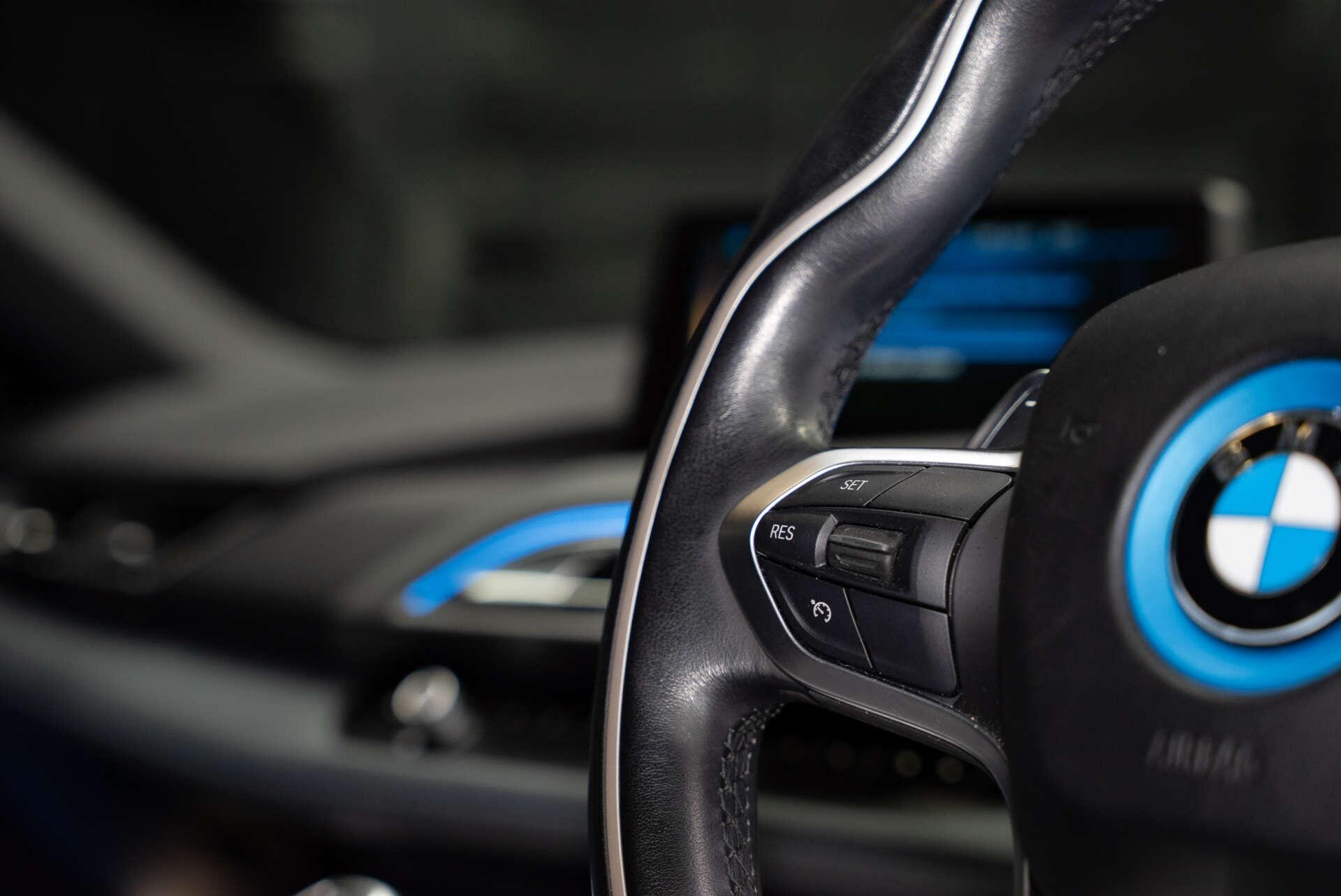 BMW I8 view 31