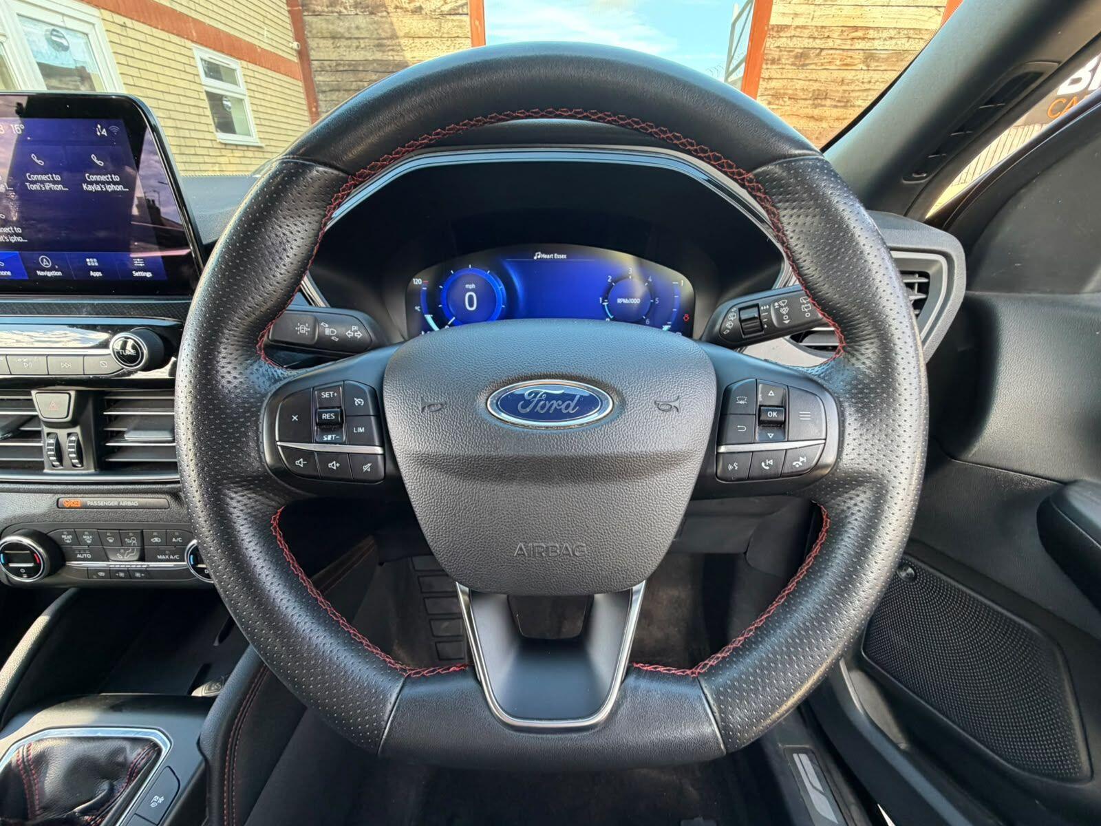 Ford Kuga view 21