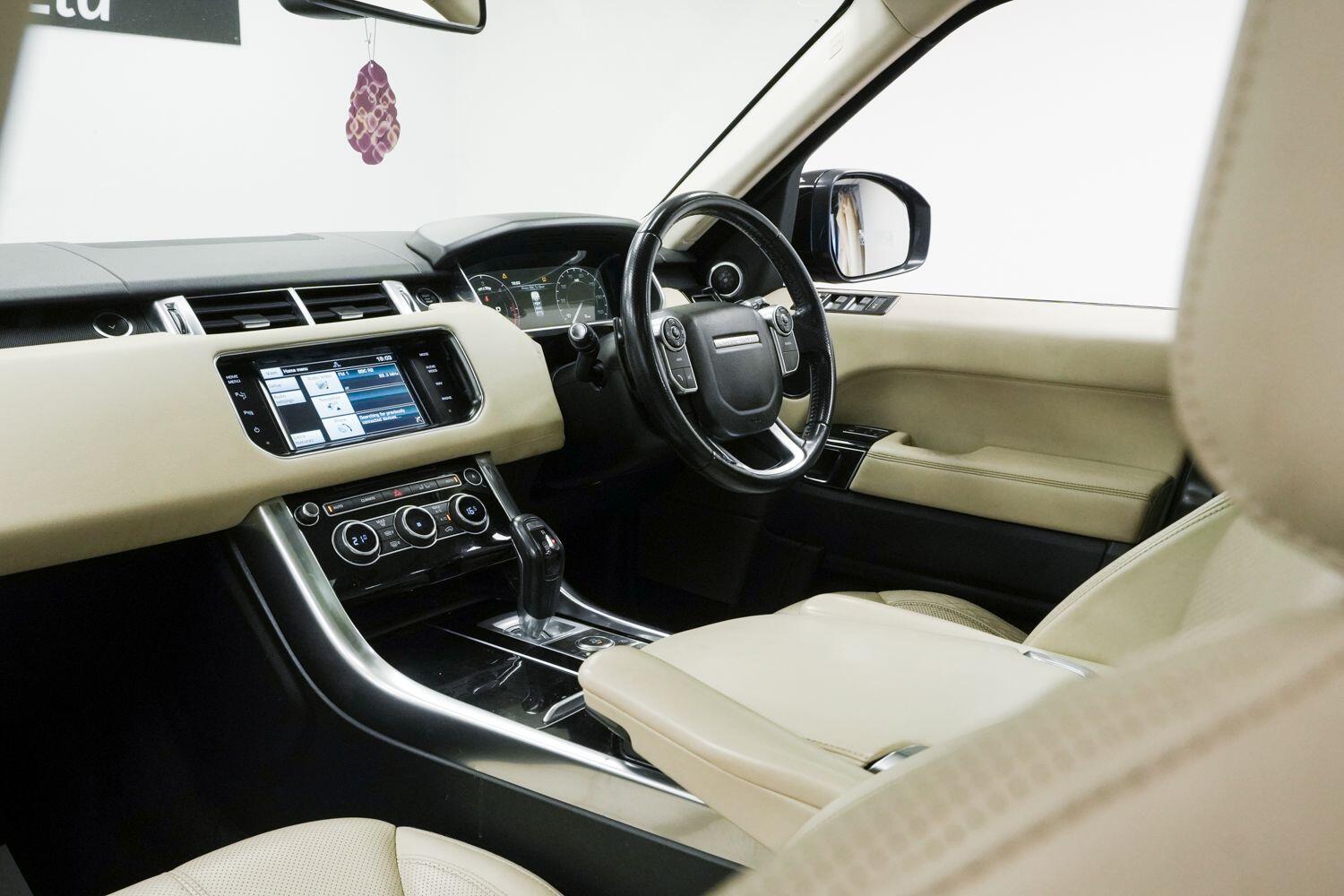 Land Rover Range Rover Sport view 26