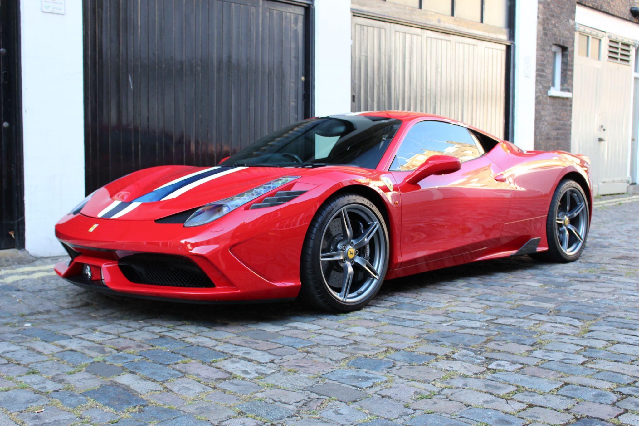 Ferrari 458 view 12