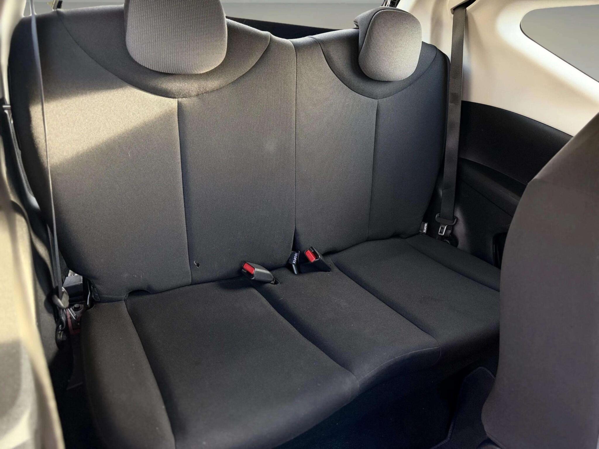 Toyota Aygo view 38