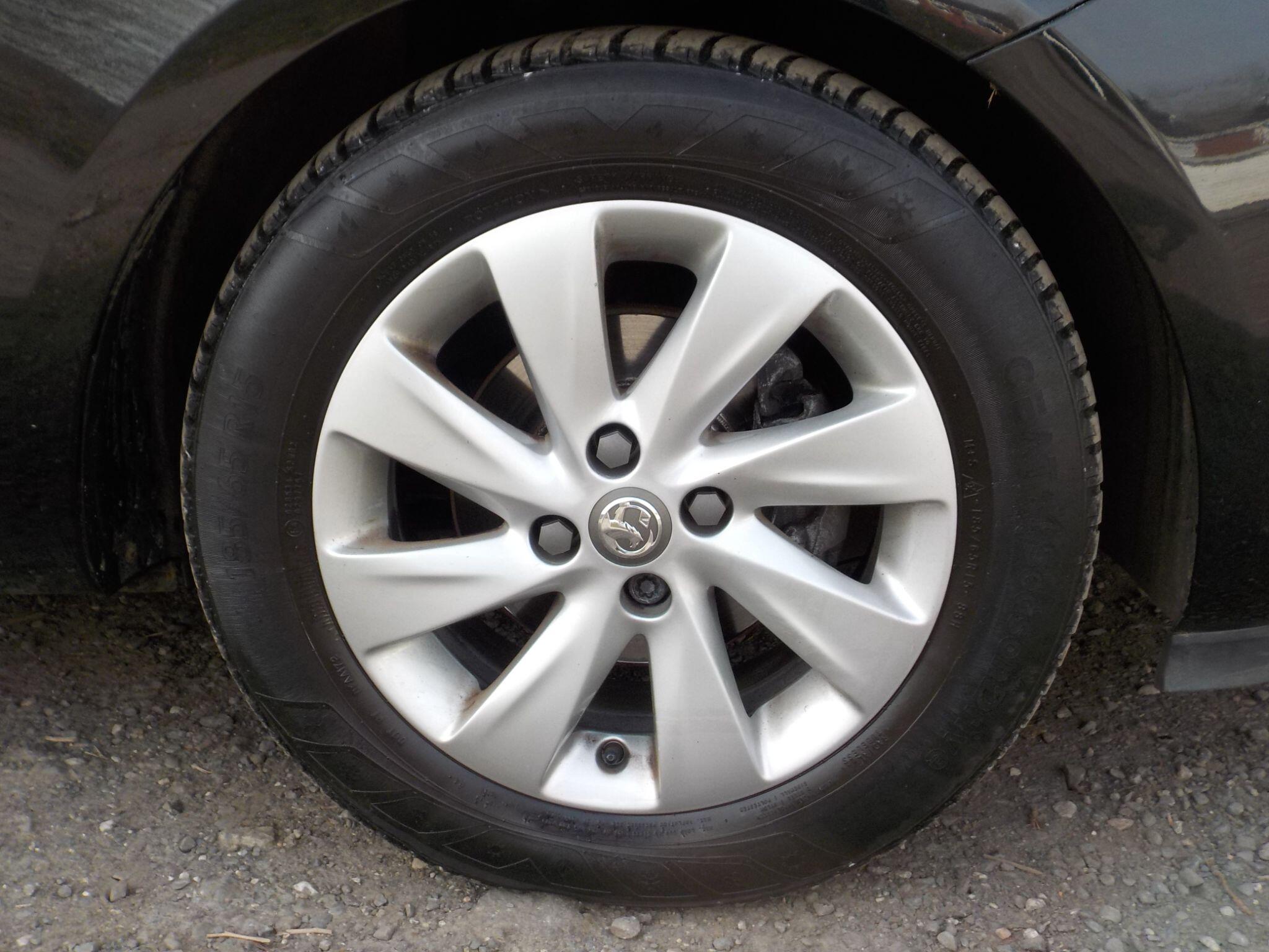 Vauxhall Corsa 1.4i ecoFLEX Design Euro 6 5dr