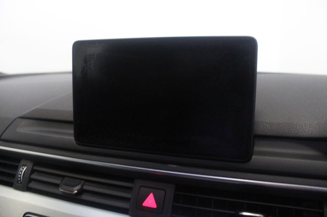 Audi A4 view 35