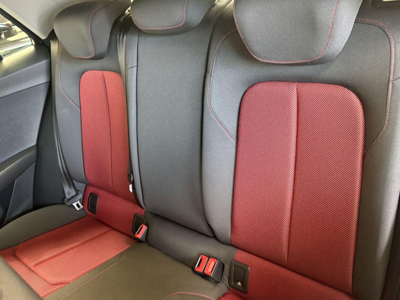 Audi Q2 view 54