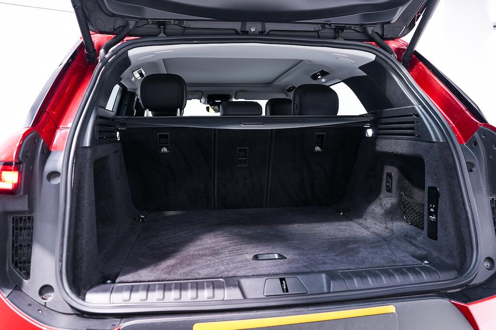 Land Rover Range Rover Sport view 32