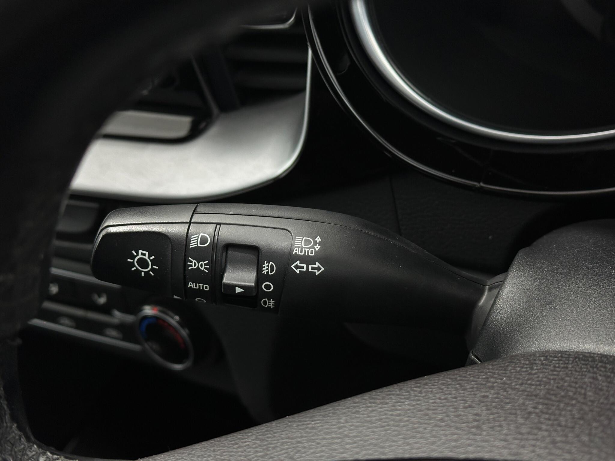 Kia XCeed view 14