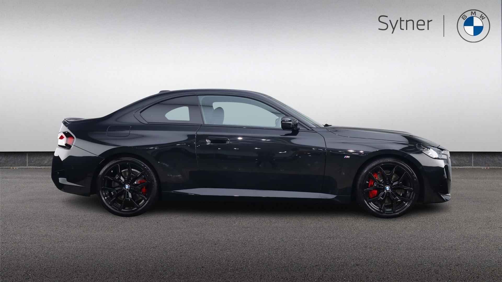 BMW 2 Series view 3