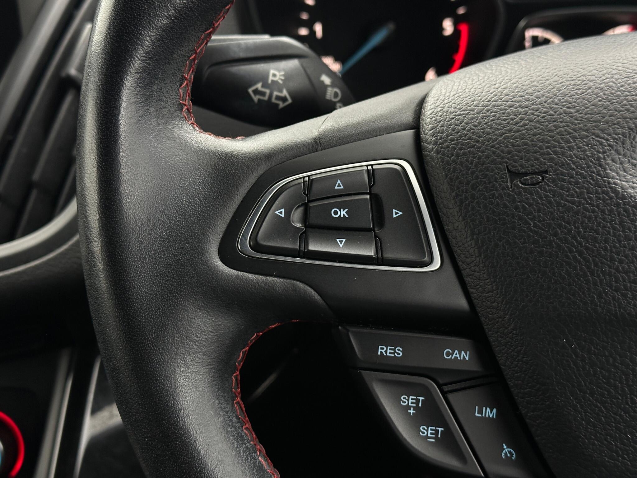 Ford Kuga view 15