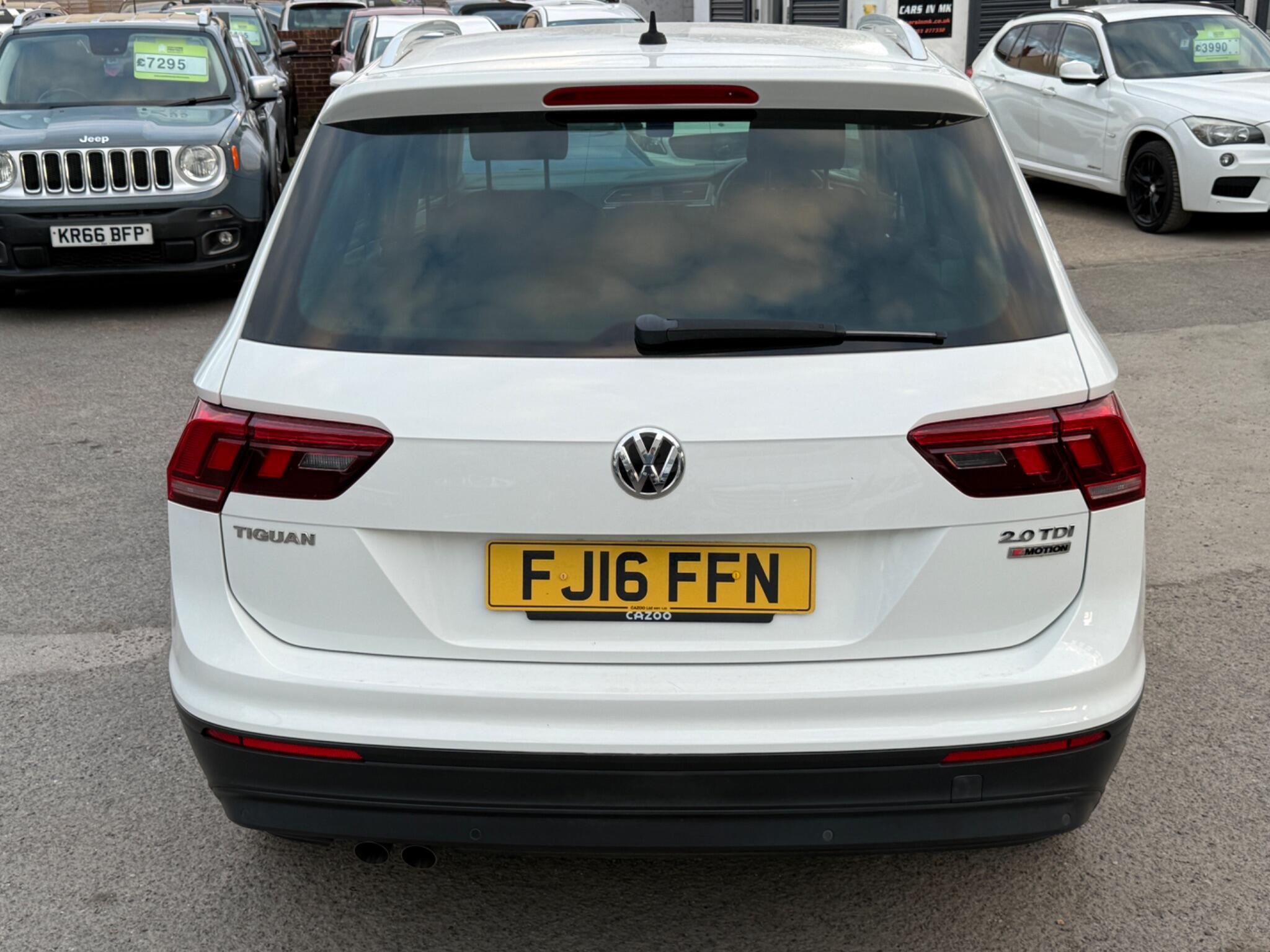 Volkswagen Tiguan - Image 17