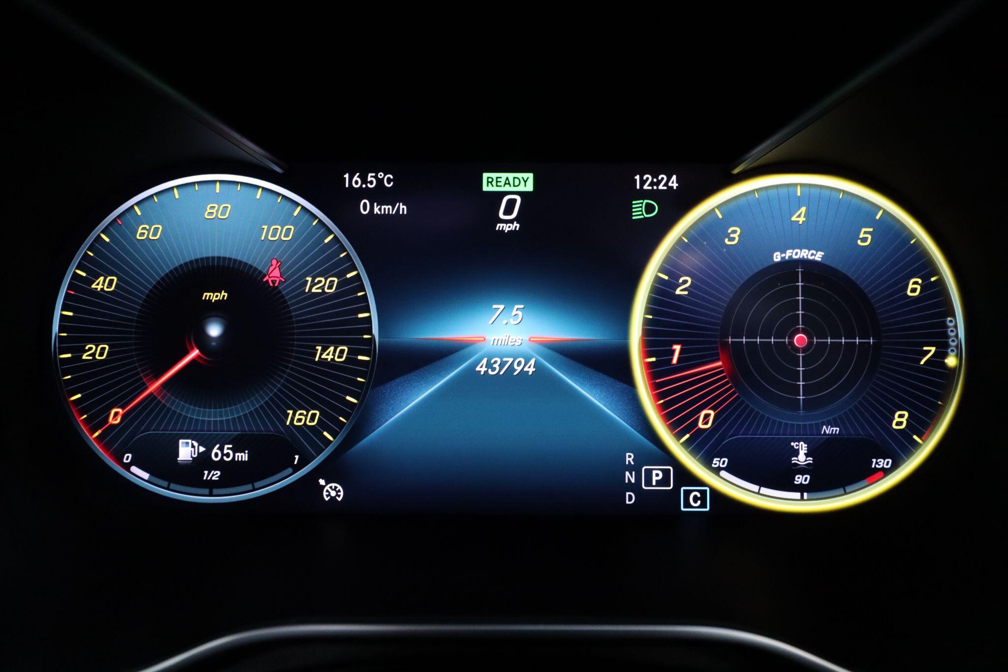 Mercedes-Benz C Class view 35