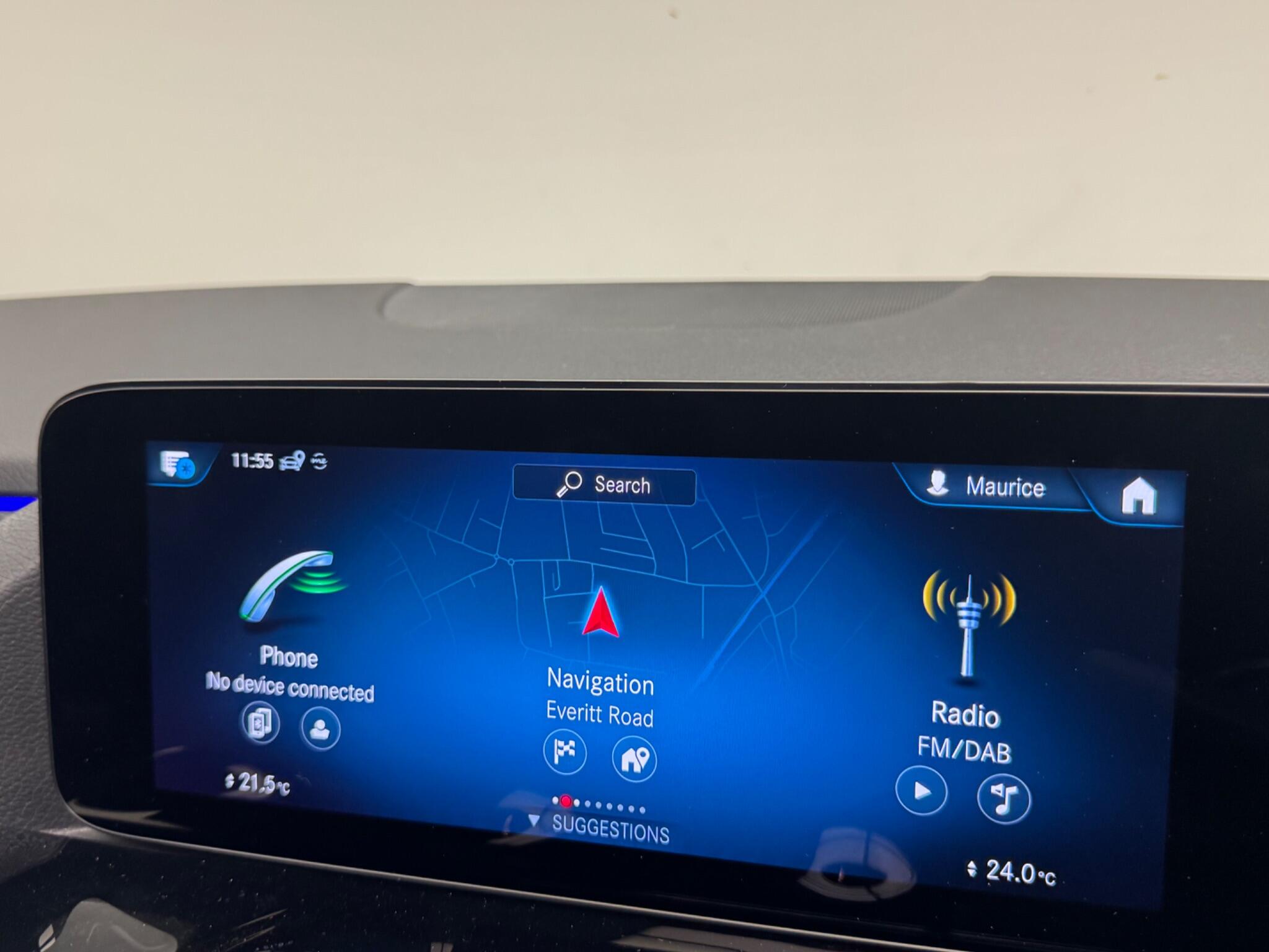 Mercedes-Benz Gla view 13