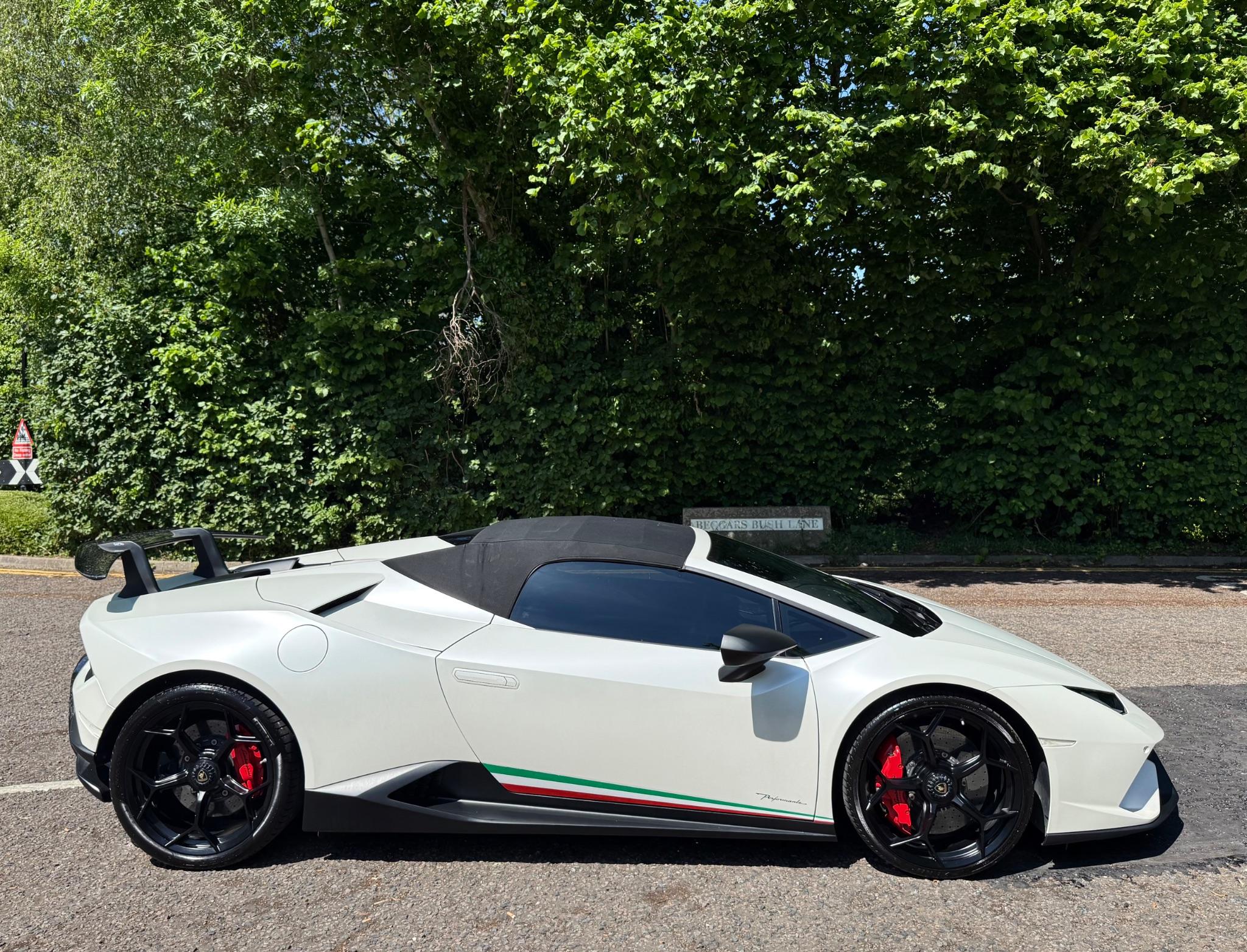Lamborghini Huracan view 23