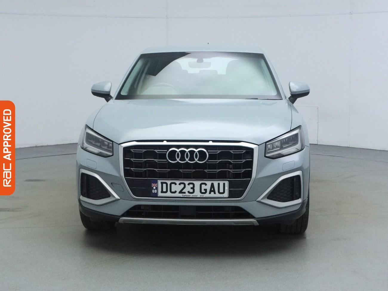 Audi Q2 view 7