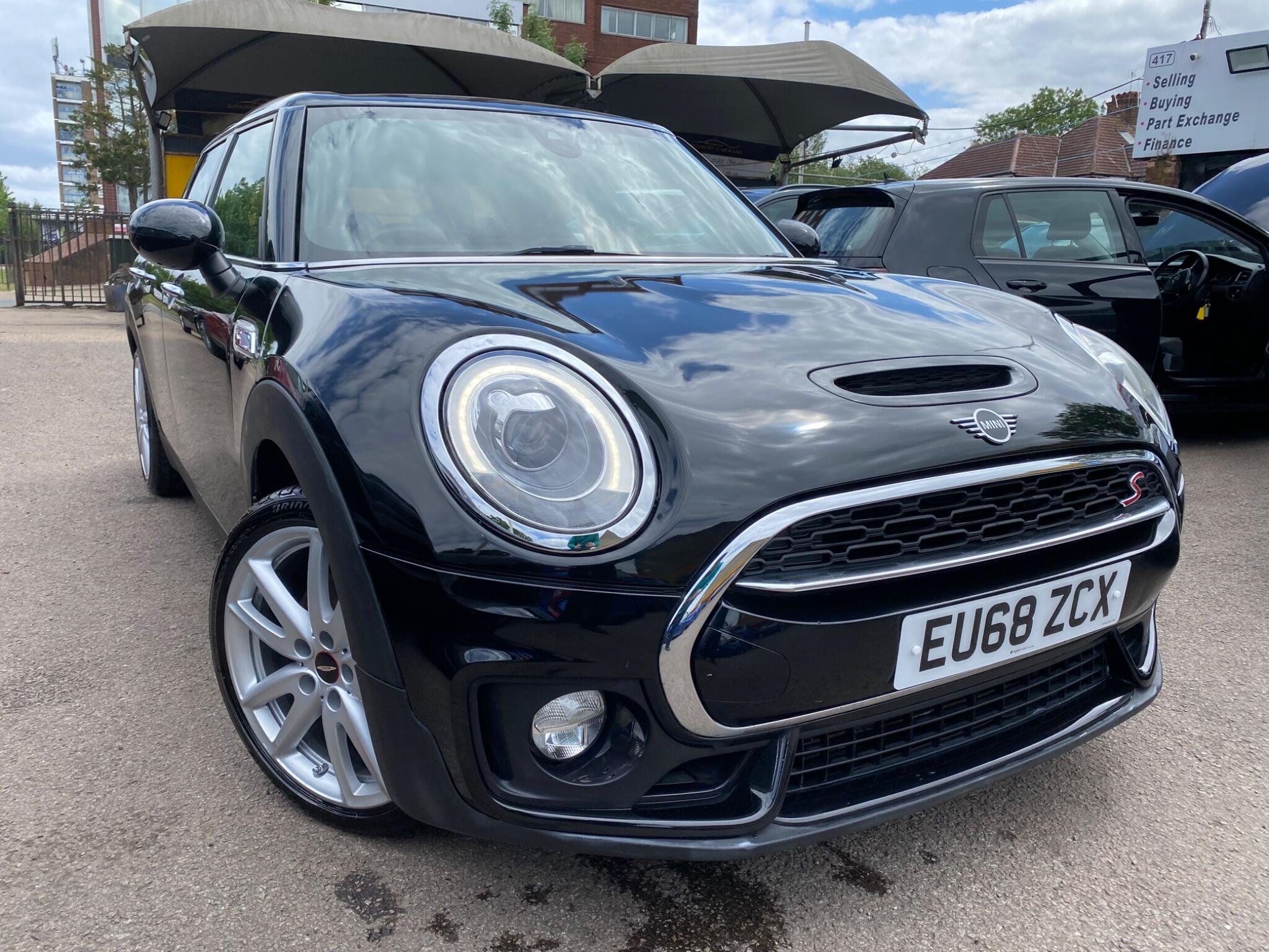 Mini Clubman main image