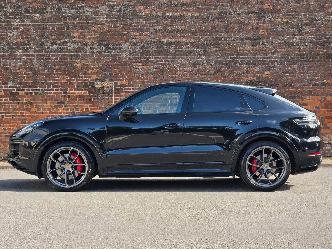 Porsche Cayenne view 2