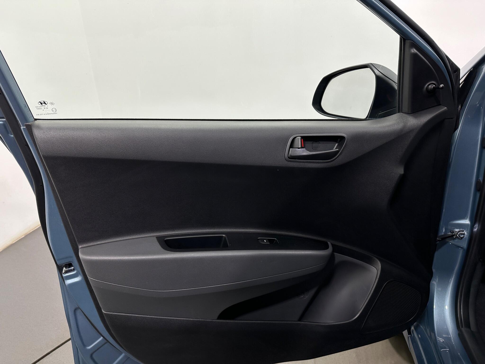 Hyundai i10 view 30